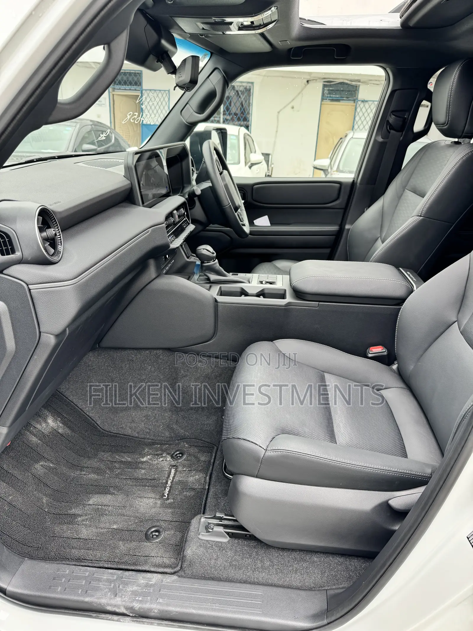 Toyota Land Cruiser Prado 2.7 2023 White