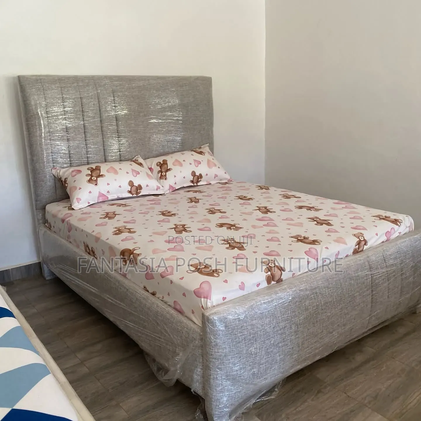 Grey Fabric Bed Size 5 by 6