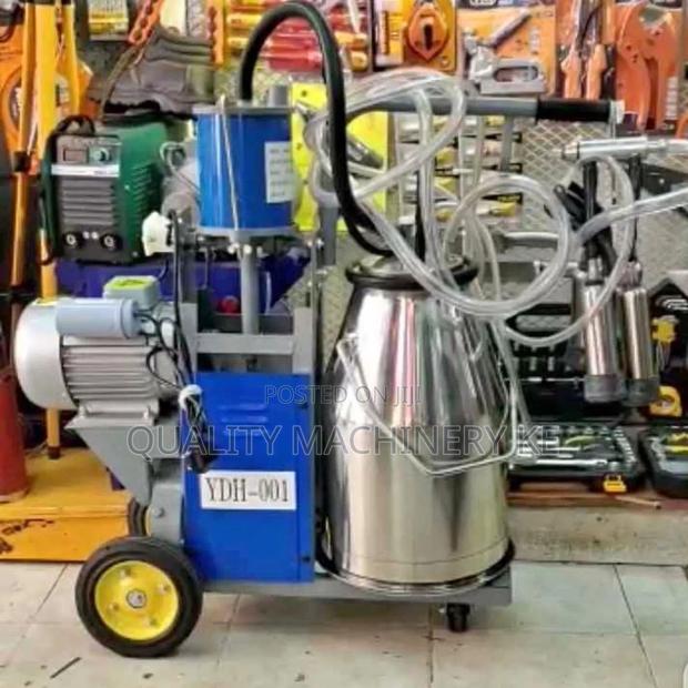 High-Performance Single Cow Milking Machine
