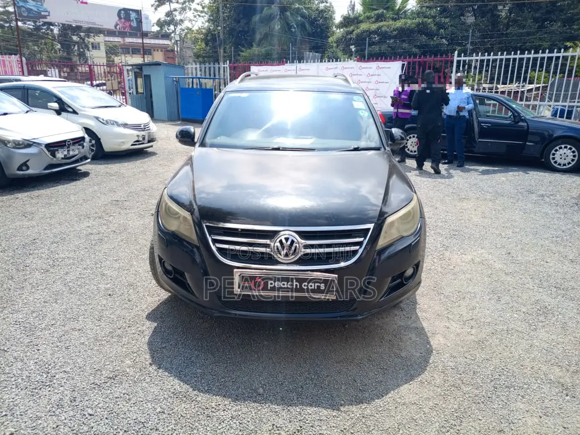 Volkswagen Tiguan S 2011 Matt Black