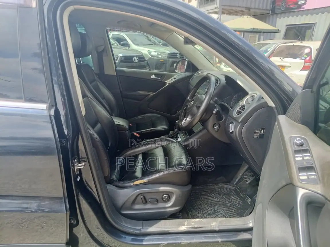 Volkswagen Tiguan S 2011 Matt Black