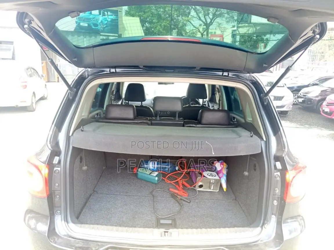 Volkswagen Tiguan S 2011 Matt Black