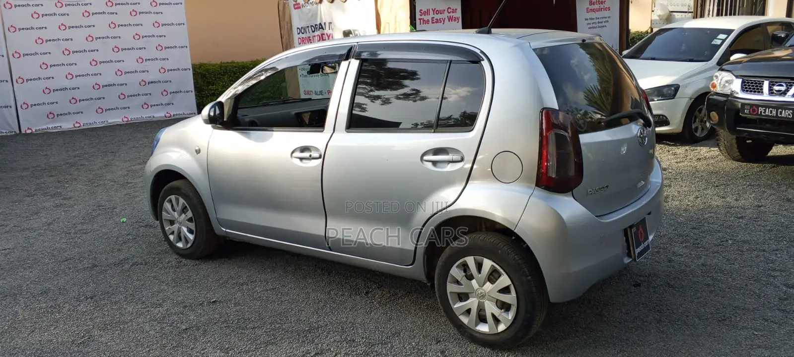 Toyota Passo 2015 Silver