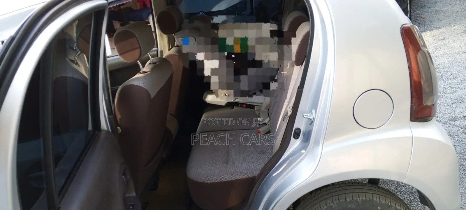 Toyota Passo 2015 Silver