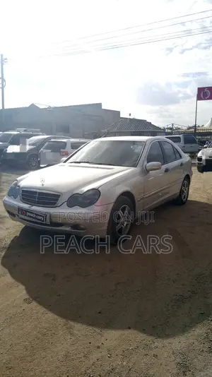 Mercedes-Benz C200 2004 Silver