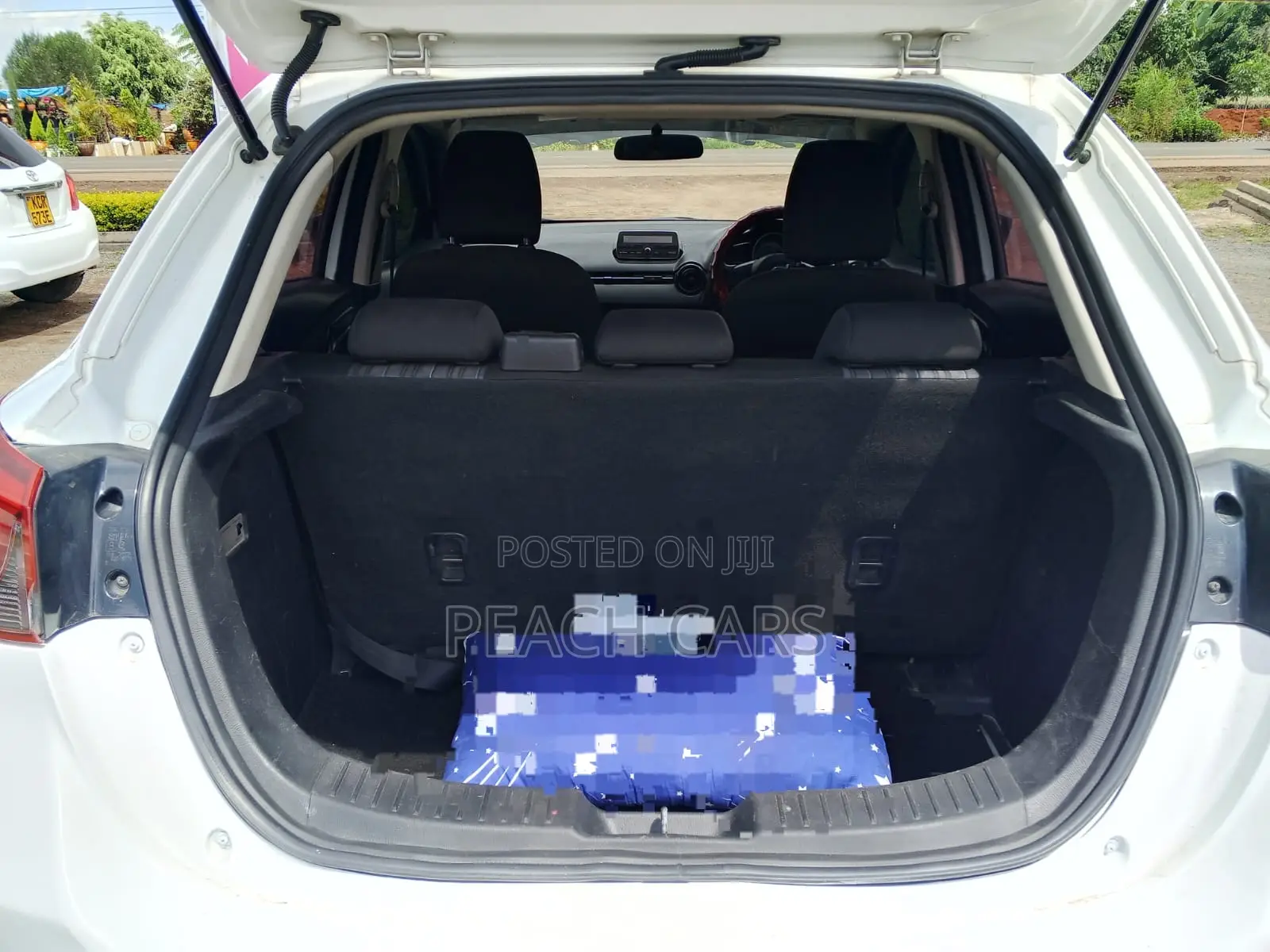 Mazda Demio 2015 Off white