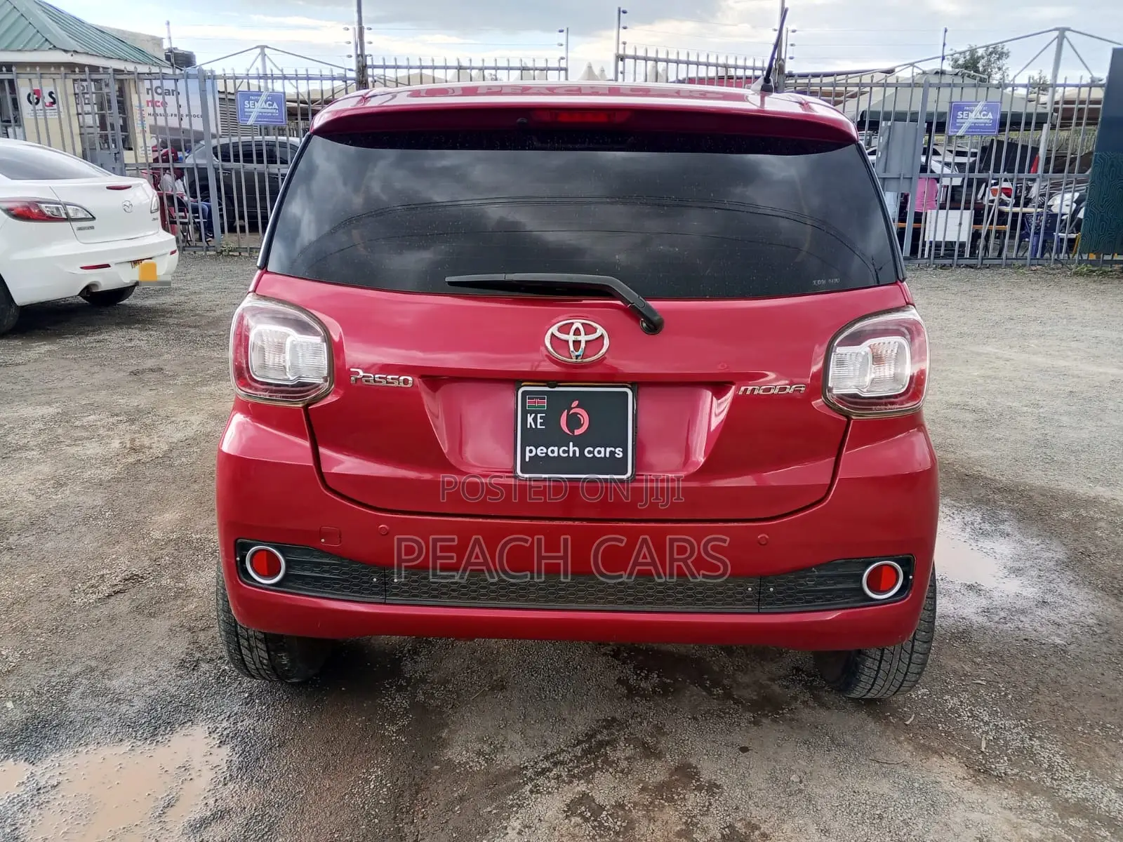 Toyota Passo 2016 Red