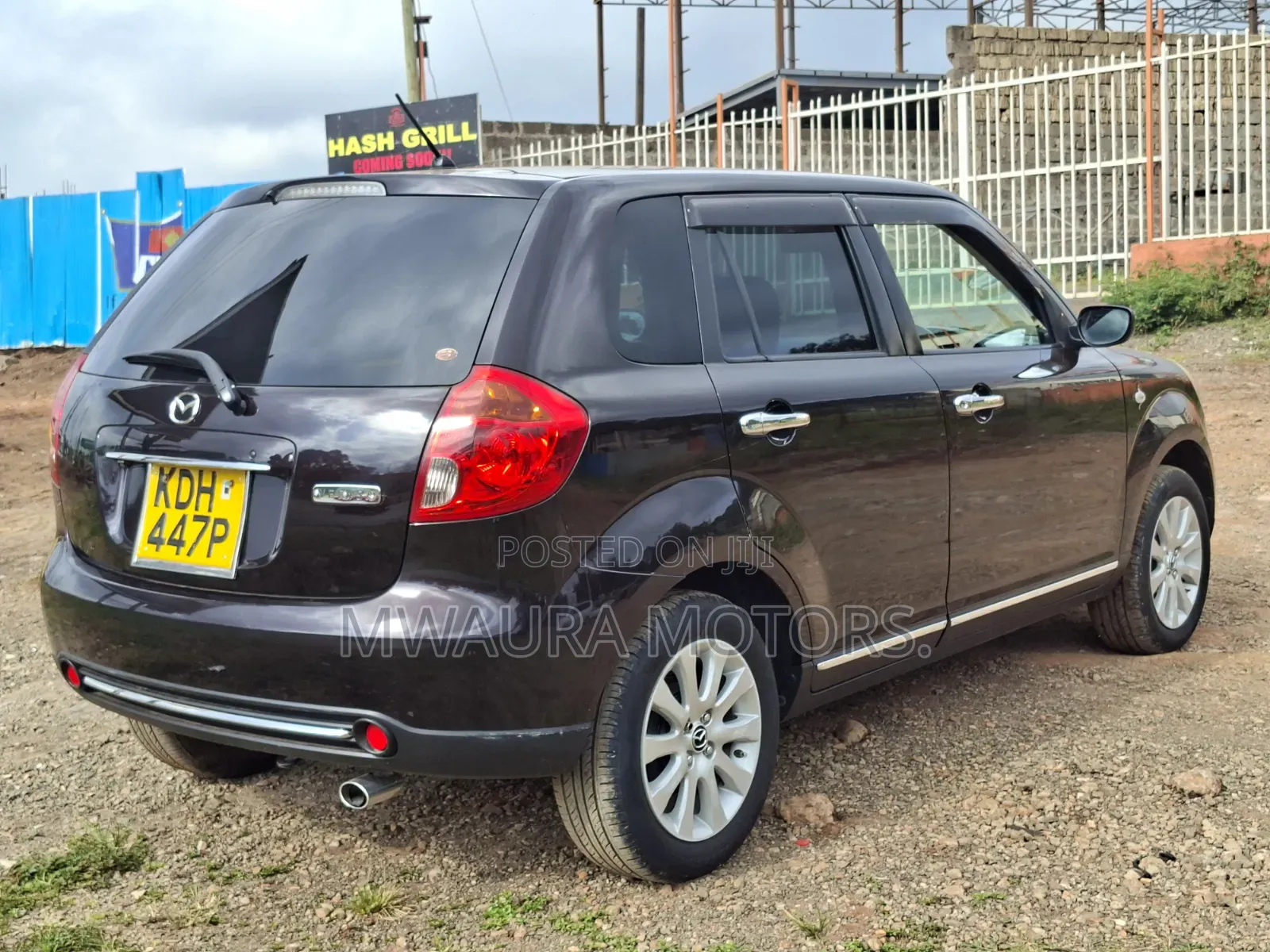 Mazda Verisa 2015 Maroon