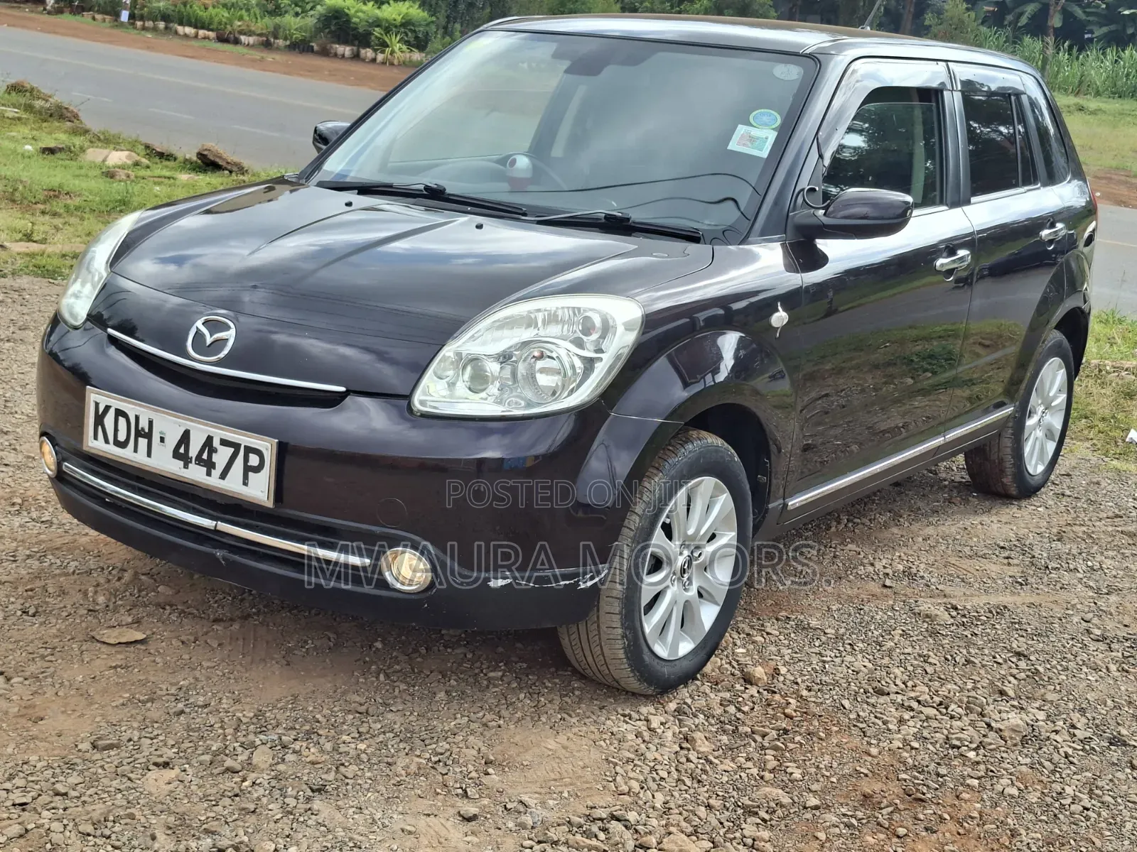 Mazda Verisa 2015 Maroon