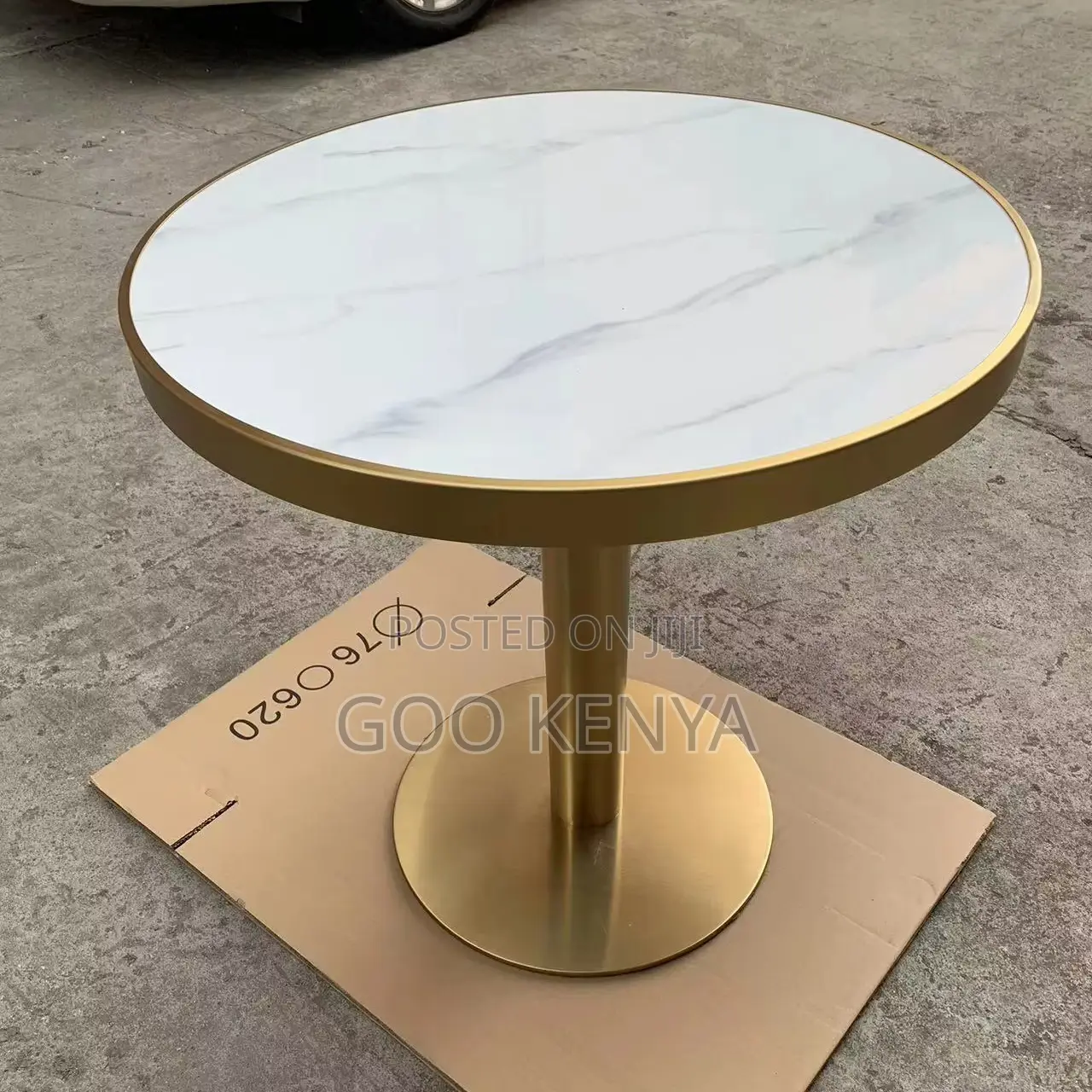 Dining Table; Elegant White Marble Dining Table for 4 People