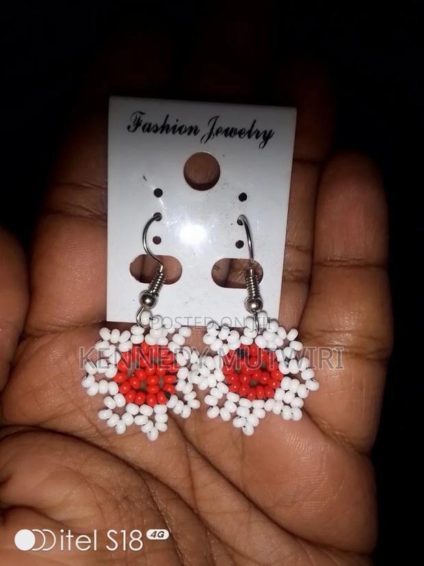 Handmade Beaded Flower Earrings – Custom Colors Available