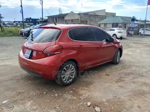 Peugeot 208 2016 Red
