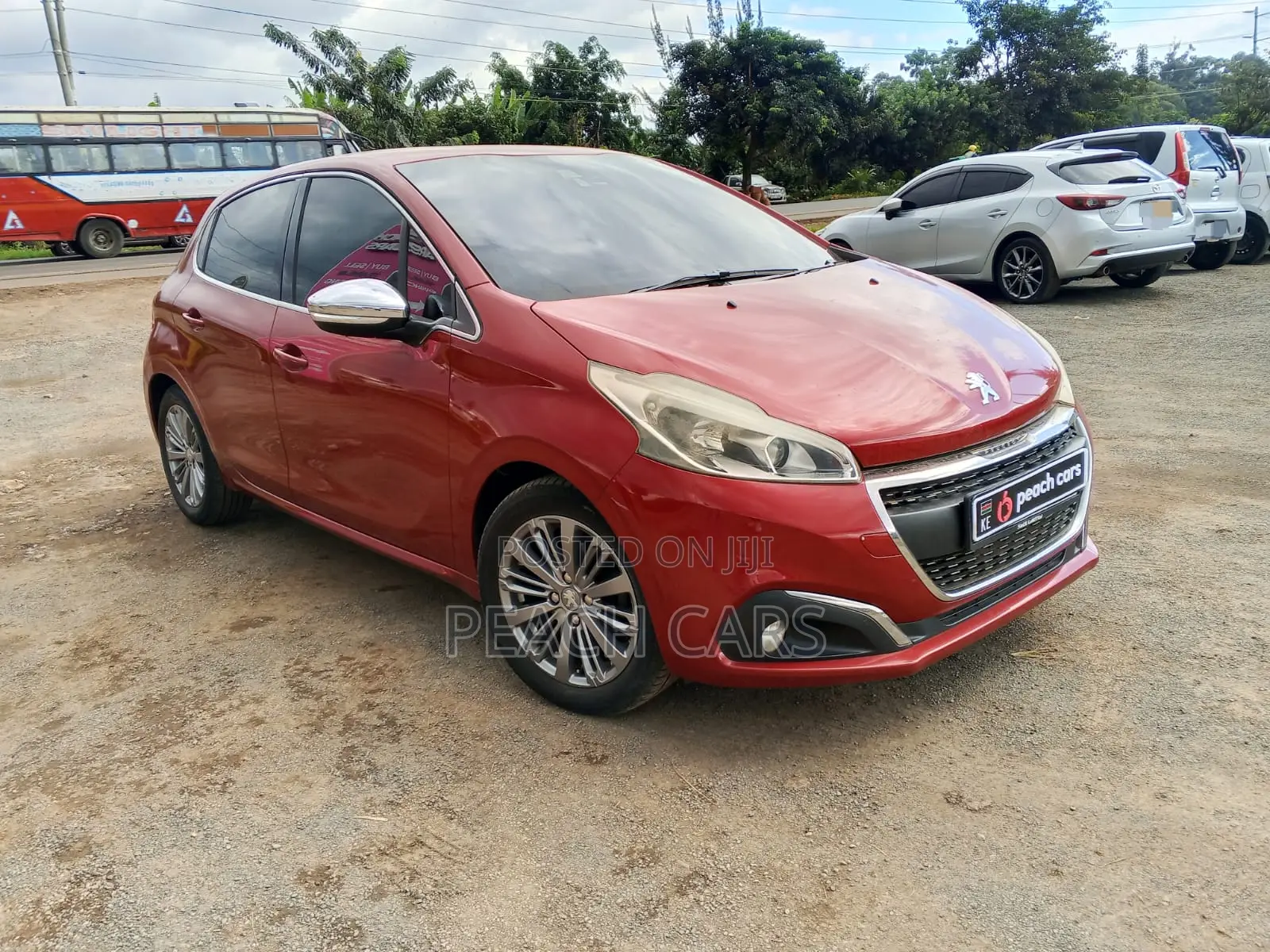 Peugeot 208 2016 Red