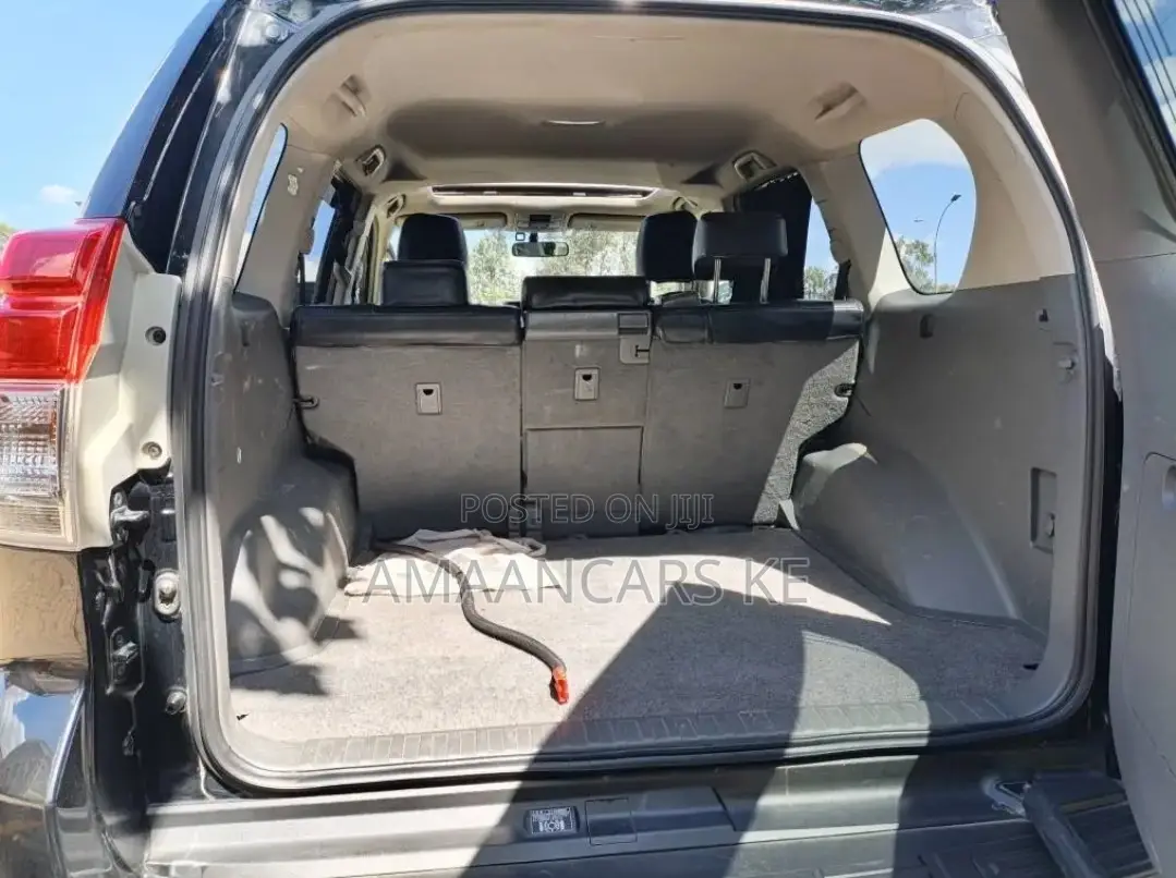 Toyota Land Cruiser Prado 2.7 i 2012 Black