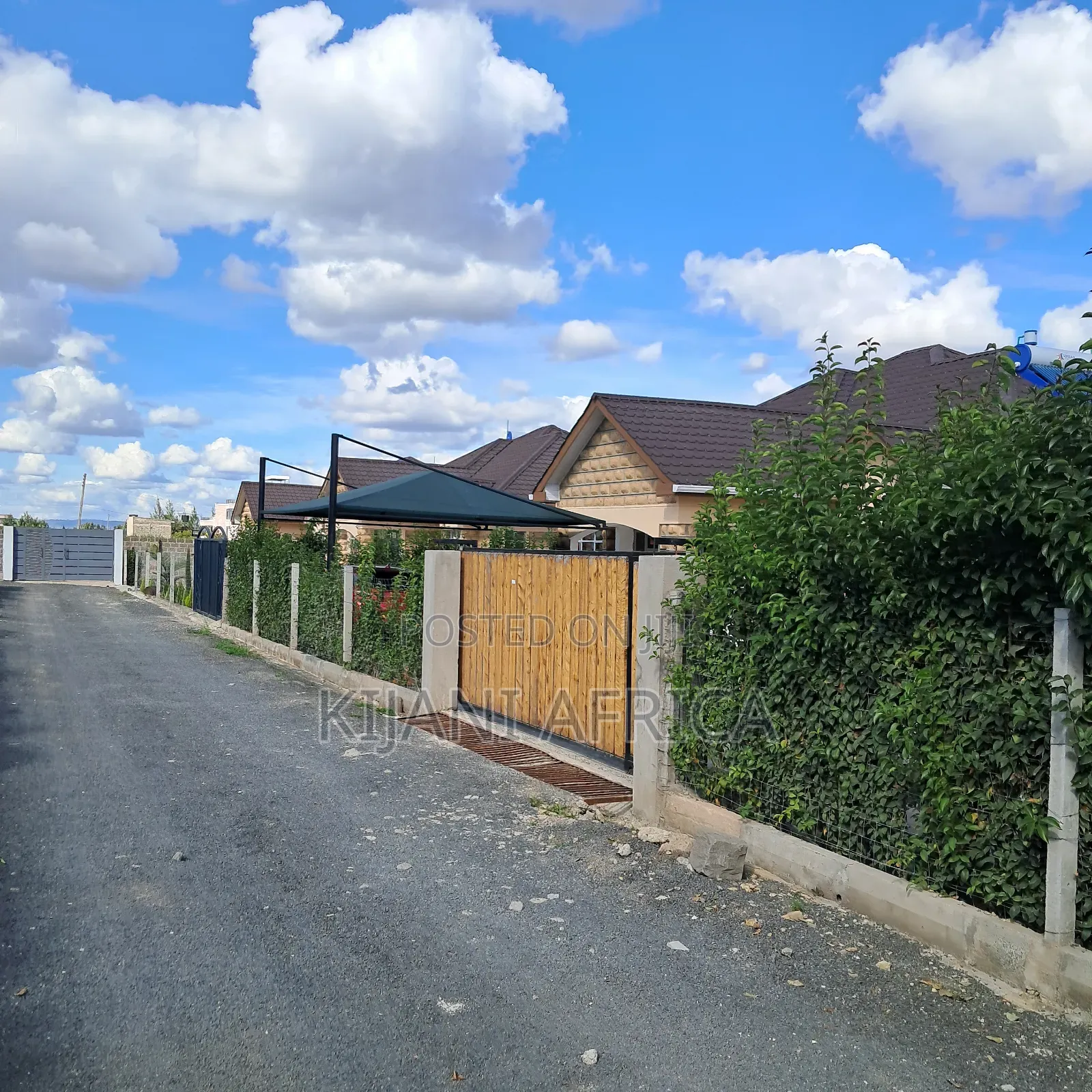 3bdrm Bungalow in Kitengela for sale