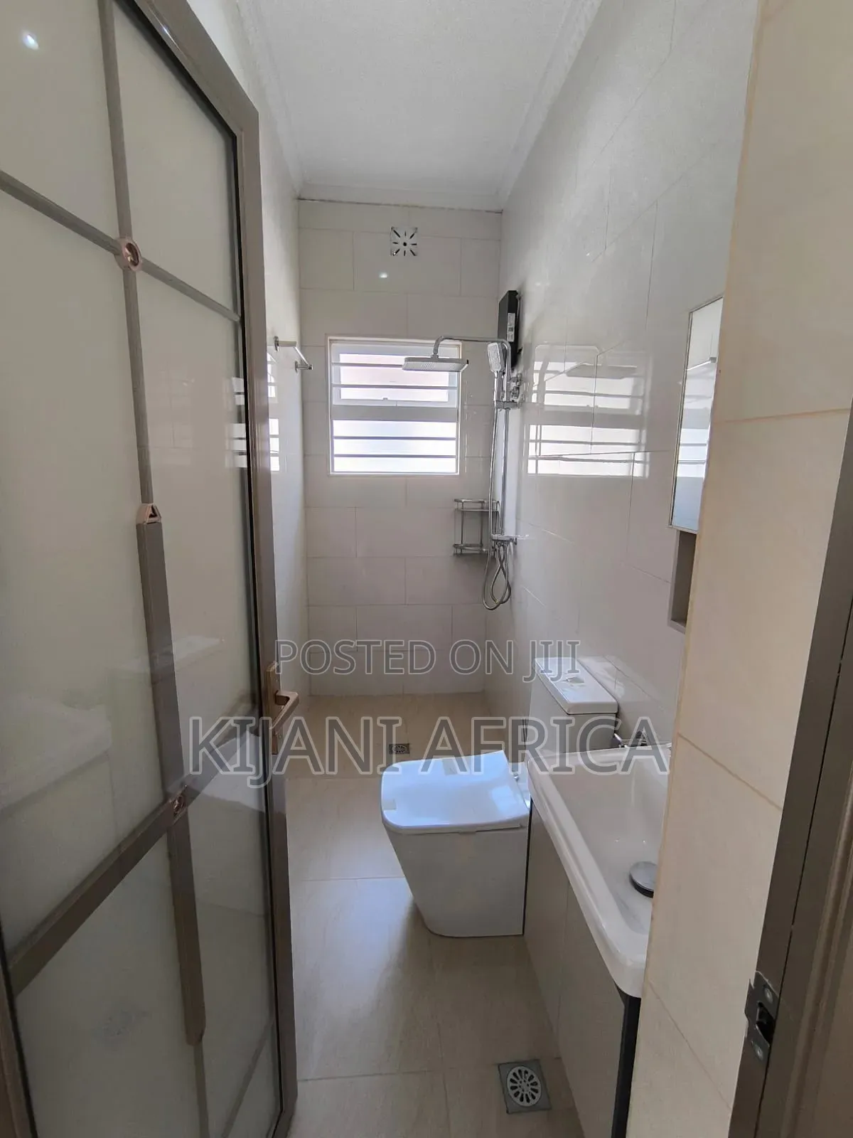 3bdrm Bungalow in Kitengela for sale