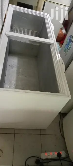 600+L Deep Freezer