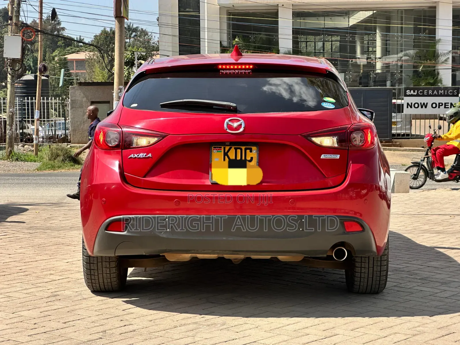 Mazda Axela SV Premium 2014 Red