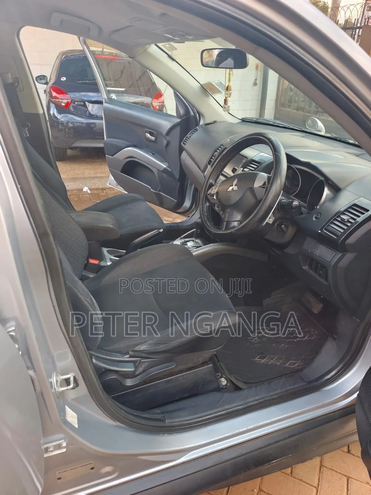 Mitsubishi Outlander 2009 Silver
