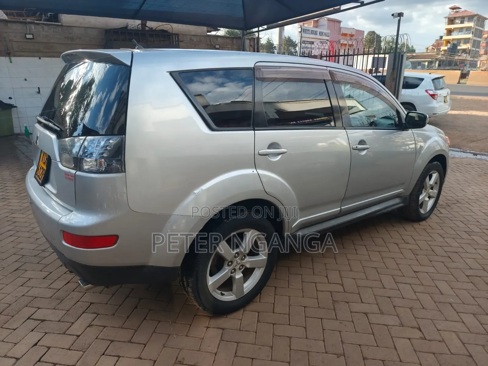 Mitsubishi Outlander 2009 Silver