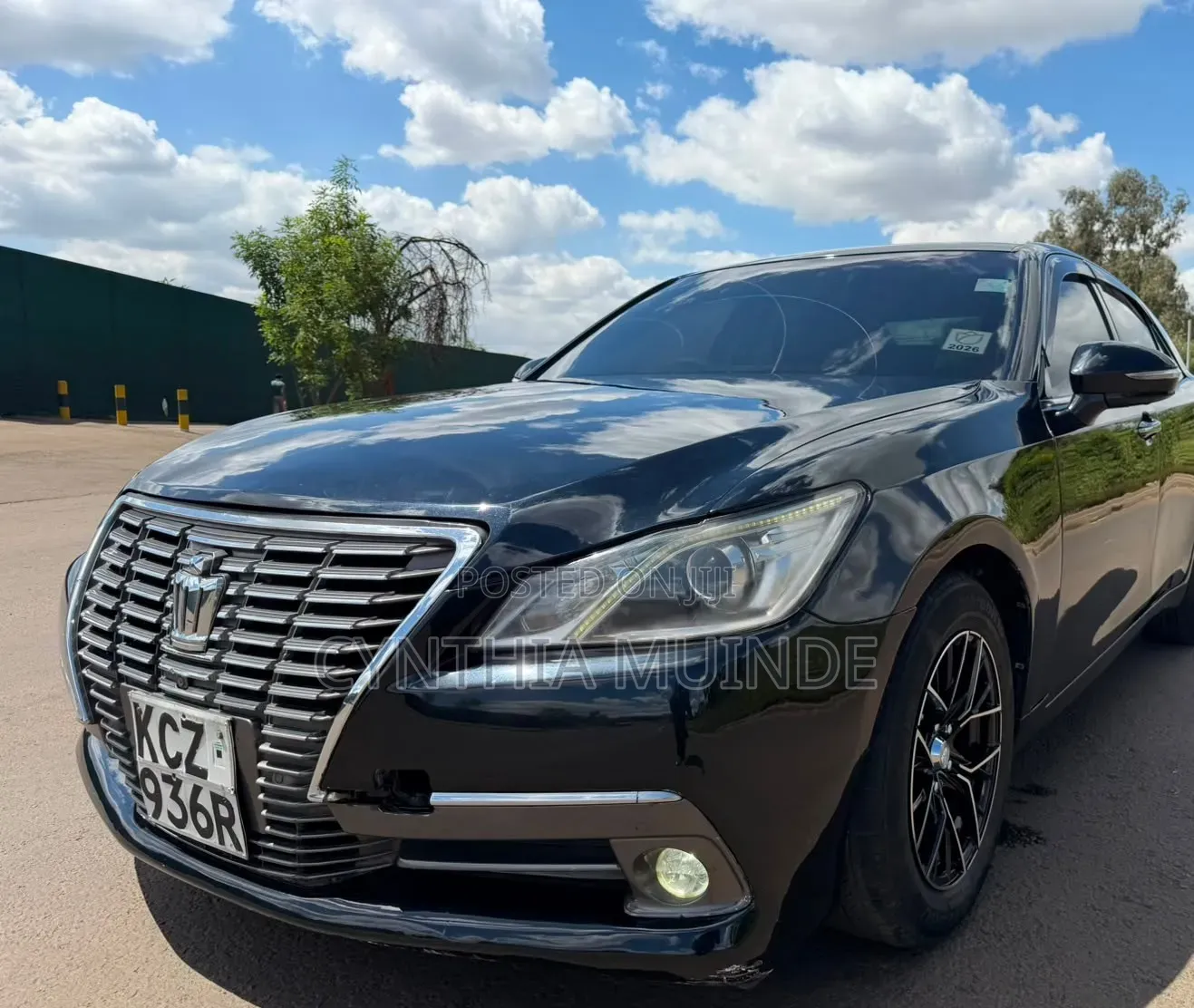 Toyota Crown 2013 Black