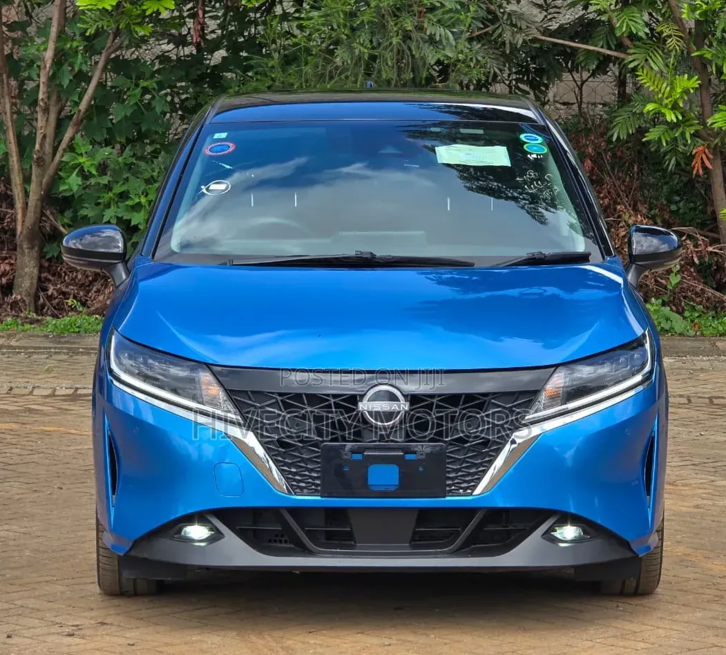 Nissan Note 1.2 Hybrid 2021 Blue