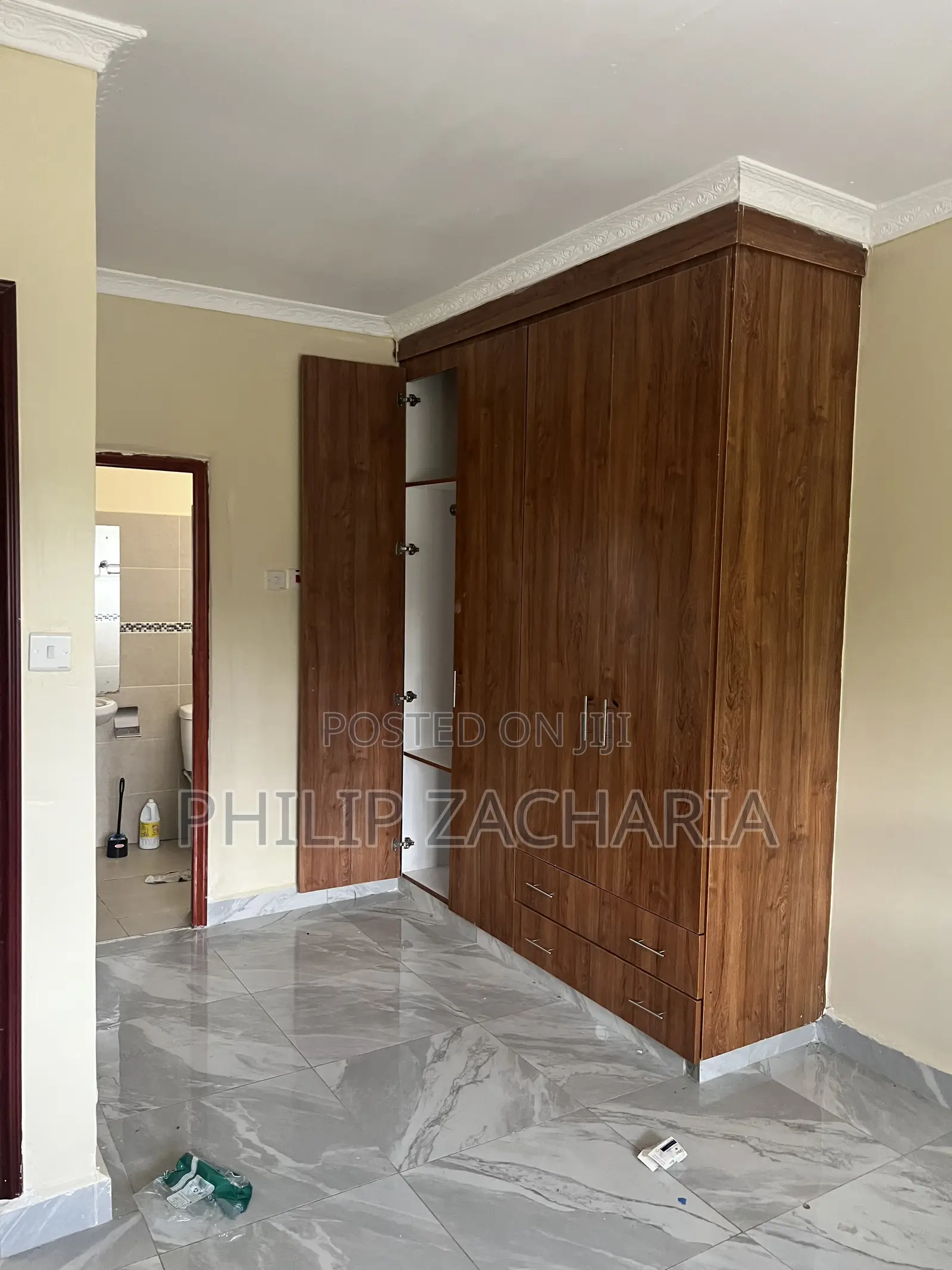 3bdrm Bungalow in Ac Park, Kamulu for rent