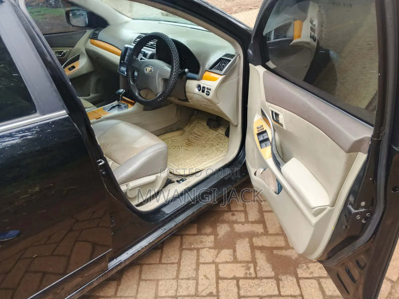 Toyota Premio 2010 Black