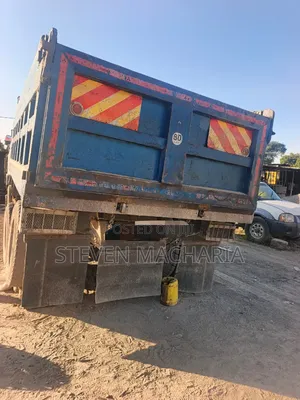 Mitsubishi Mahewa Mguu Kumi