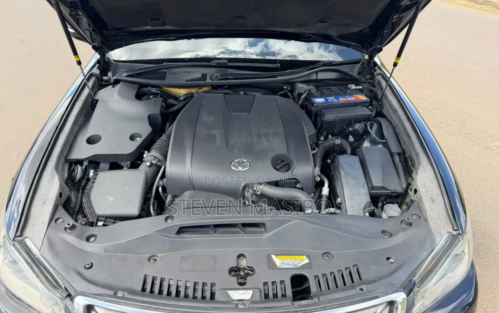 Toyota Crown 2013 Black