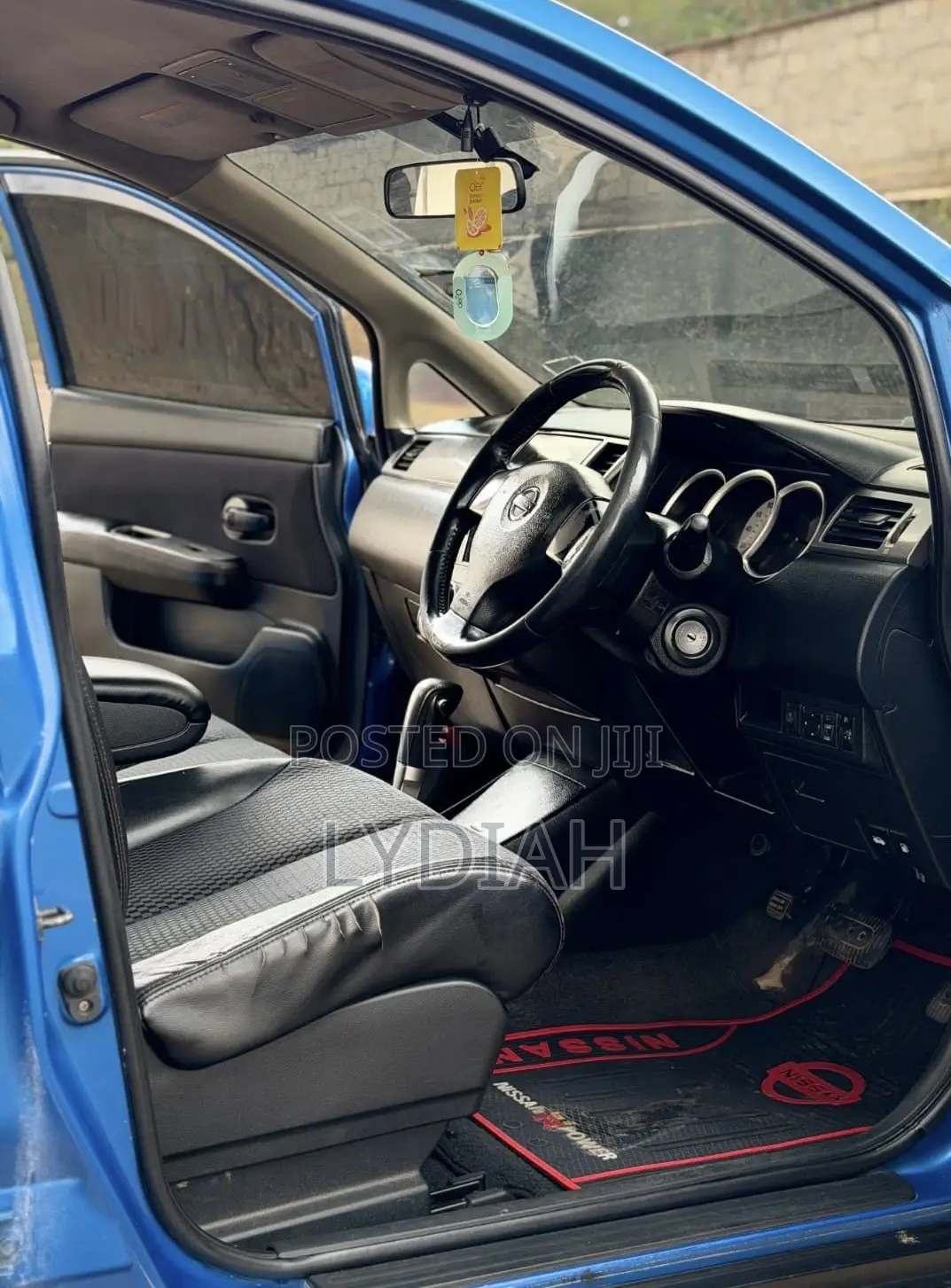 Nissan Tiida 2010 Blue