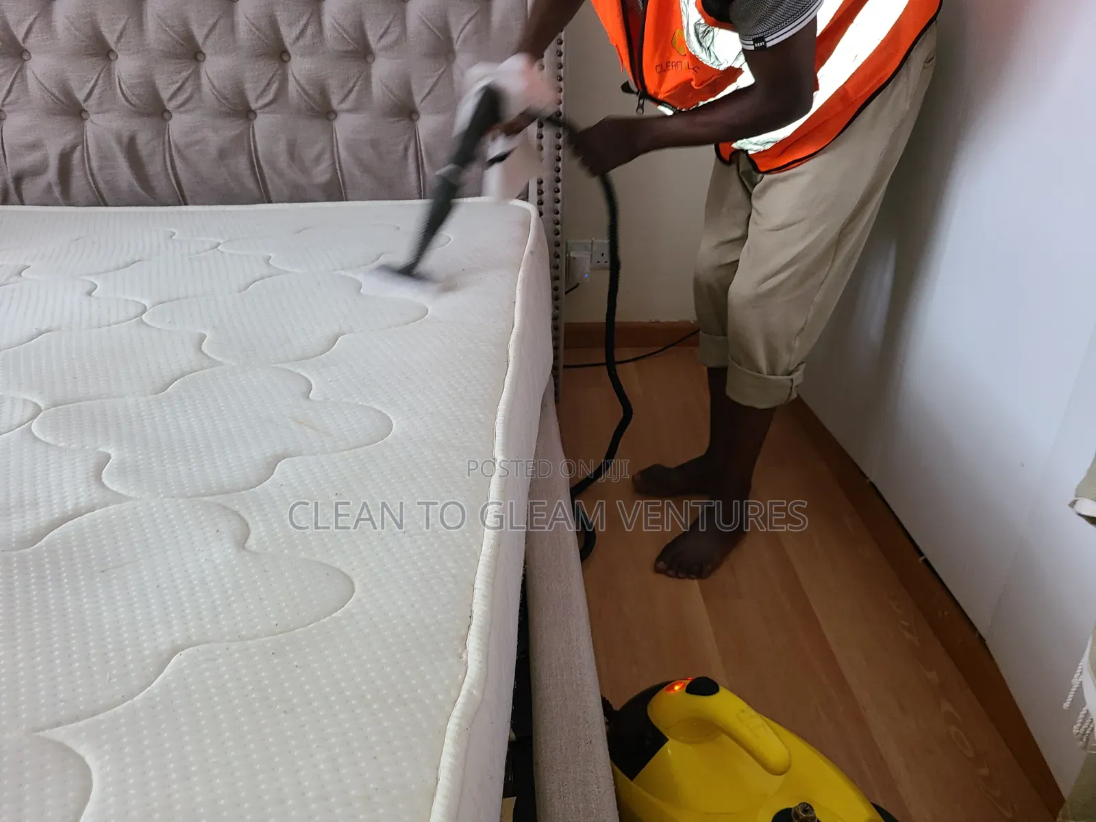 Steam Cleaning: Mattresses, Sofaseats, Car Seats and Office Seats