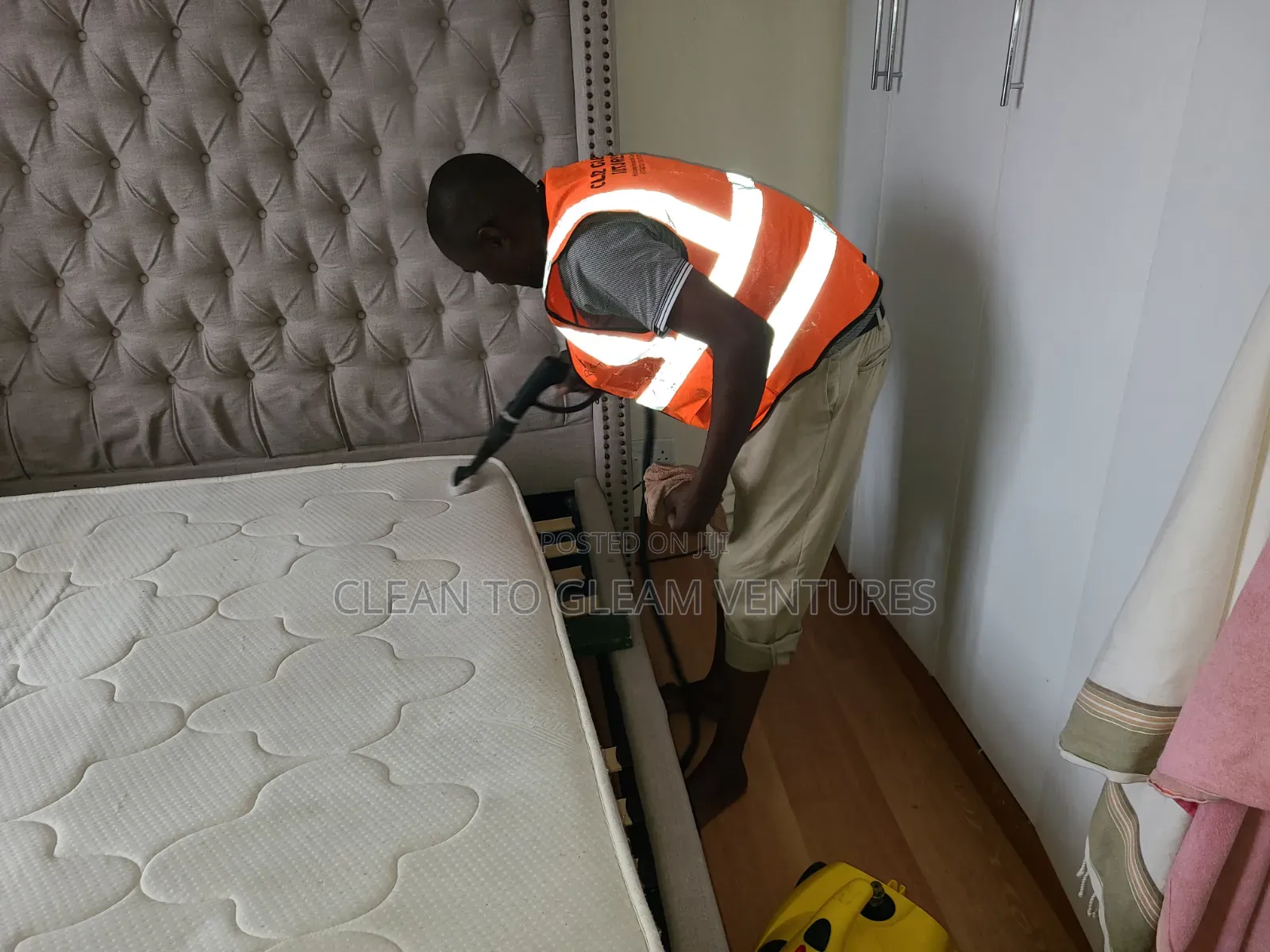 Steam Cleaning: Mattresses, Sofaseats, Car Seats and Office Seats