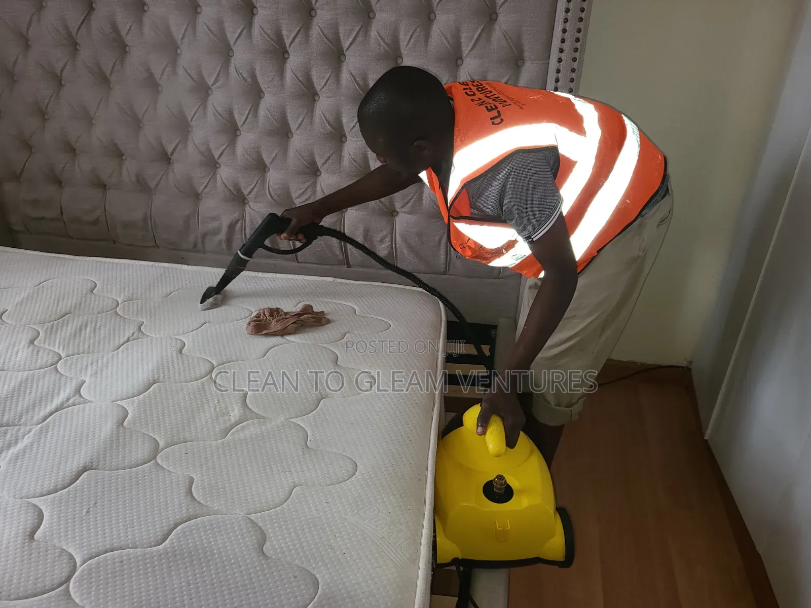 Steam Cleaning: Mattresses, Sofaseats, Car Seats and Office Seats