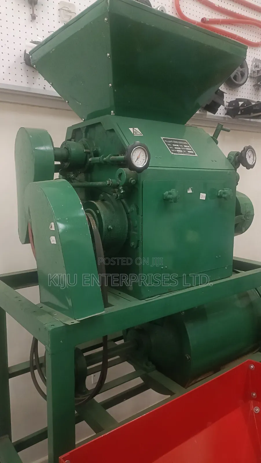 Milano 6fy-35 Roller Mill With Crusher – 15hp Total Power