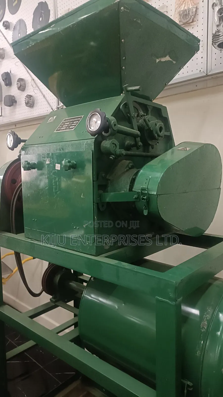 Milano 6fy-35 Roller Mill With Crusher – 15hp Total Power