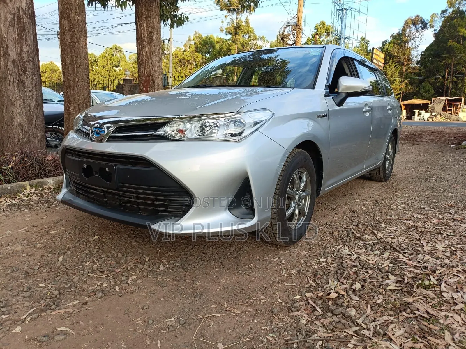Toyota Corolla Fielder 1.5 Hybrid FWD 2020 Silver