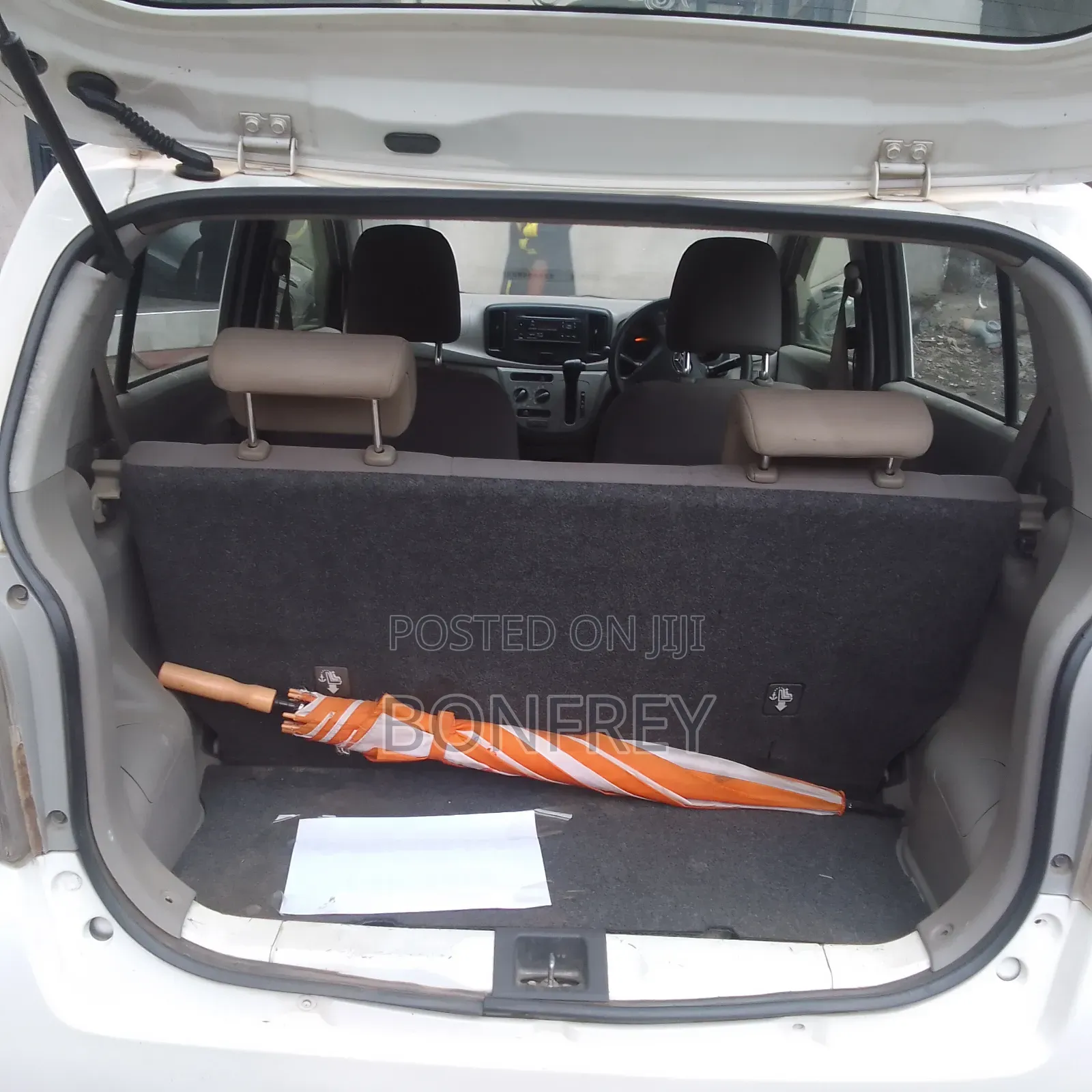 Daihatsu Mira 2015 White