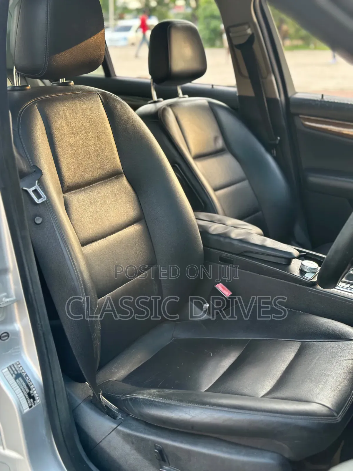 Mercedes-Benz C200 2011 Silver