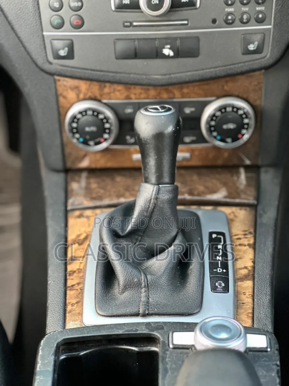 Mercedes-Benz C200 2011 Silver