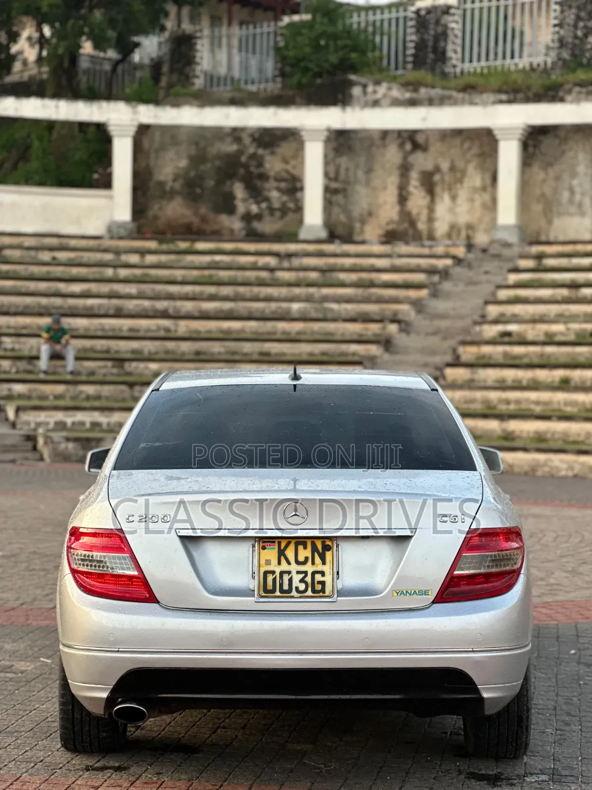 Mercedes-Benz C200 2011 Silver