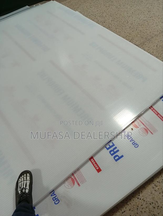 Durable Polycarbonate Panels 8millimetres