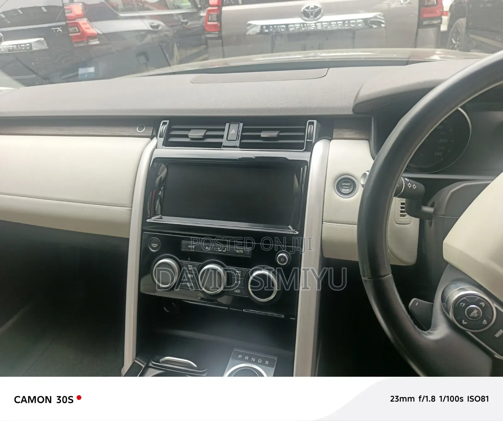 Land Rover Discovery 2017 Black