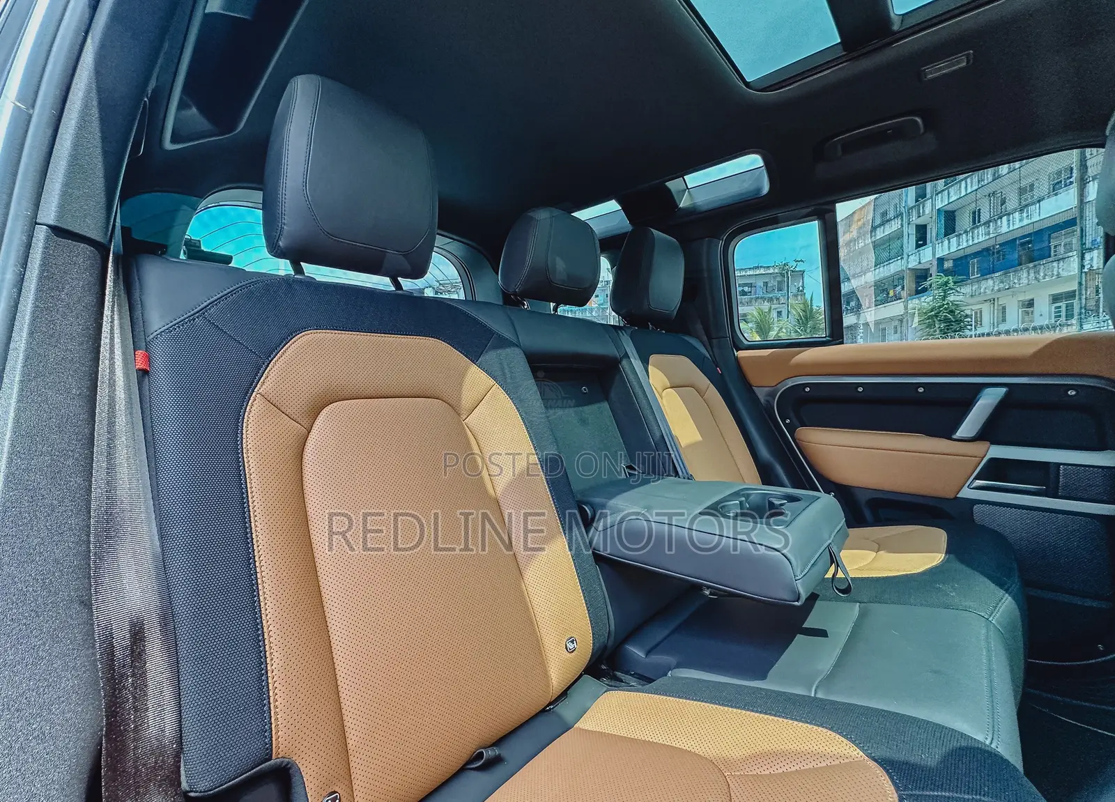 Land Rover Defender SE 2022 Gray