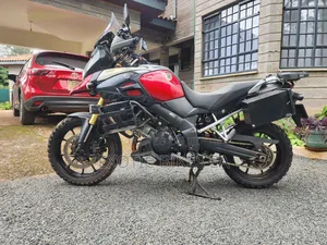 Suzuki V-Strom 2014 Red