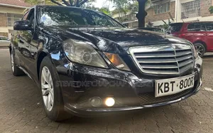 Mercedes-Benz E220 2009 Black