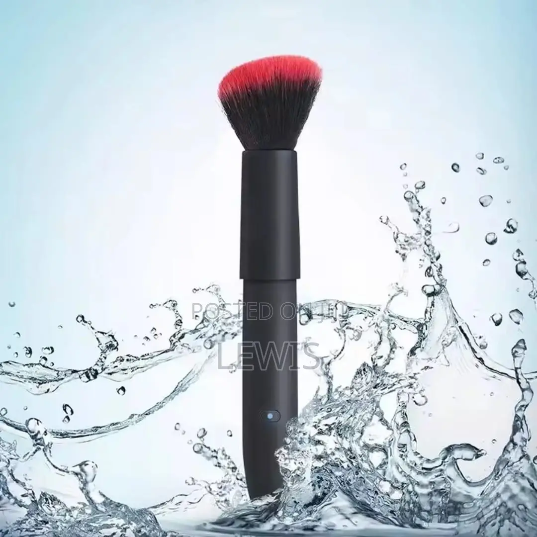 Vibrator Make-Up Brush.