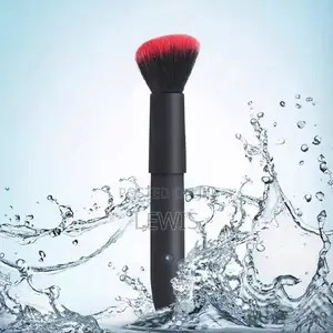 Vibrator Make-Up Brush.