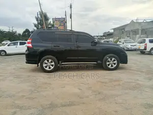Toyota Land Cruiser Prado 2011 Black