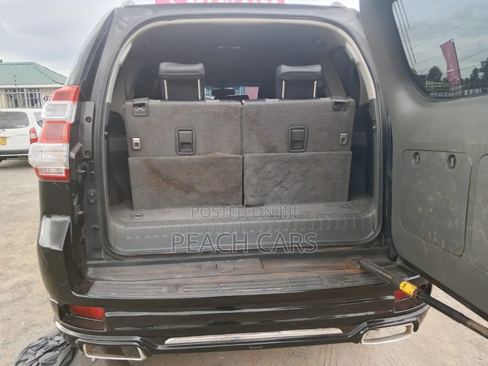 Toyota Land Cruiser Prado 2011 Black